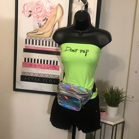 Neon Who? - Picture 2 of 4